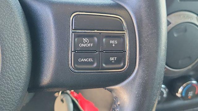 2017 Jeep Wrangler Willys Wheeler
