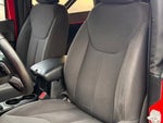 2017 Wrangler Thumbnail 32