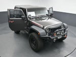 2014 Wrangler Thumbnail 32