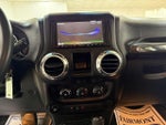 2015 Wrangler Thumbnail 15