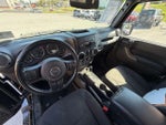 2016 Wrangler Thumbnail 12