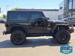 2014 Wrangler Thumbnail 30