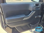 2014 Wrangler Thumbnail 35