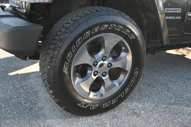 2016 Jeep Wrangler - $17,933