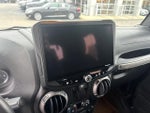 2015 Wrangler Thumbnail 17