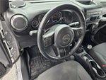 2015 Wrangler Thumbnail 25