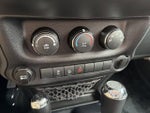 2016 Wrangler Thumbnail 20