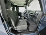 2016 Wrangler Thumbnail 25