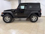 2014 Wrangler Thumbnail 3