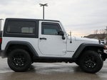2016 Wrangler Thumbnail 8