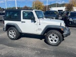 2016 Wrangler Thumbnail 2