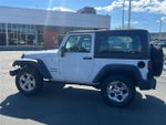 2016 Wrangler Thumbnail 9