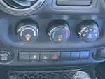 2017 Wrangler Thumbnail 18