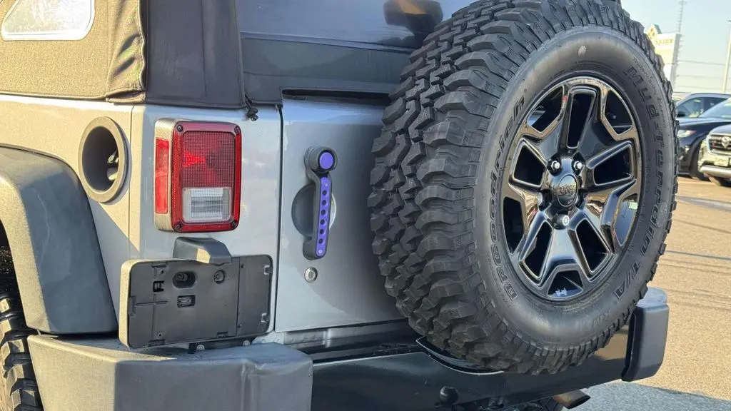 2016 Jeep Wrangler Willys Wheeler