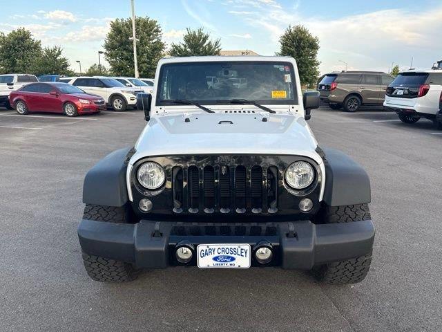 2015 Jeep Wrangler - $20,000