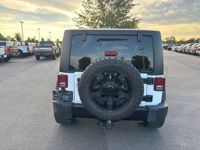 2015 Jeep Wrangler - $20,000
