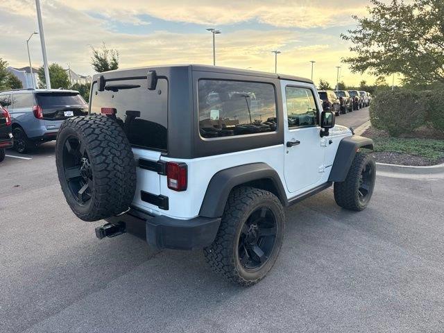 2015 Jeep Wrangler - $20,000