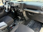 2017 Wrangler Thumbnail 25