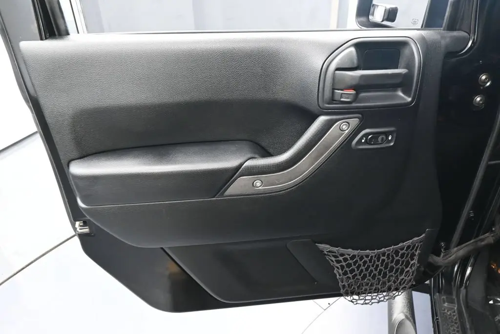 2017 Jeep Wrangler - $14,991