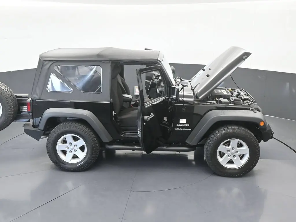 2017 Jeep Wrangler - $14,991
