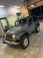 2015 Wrangler Thumbnail 4