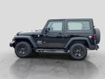 2016 Wrangler Thumbnail 3