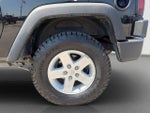 2017 Wrangler Thumbnail 22