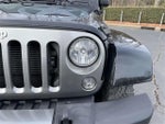 2015 Wrangler Thumbnail 31