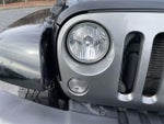 2015 Wrangler Thumbnail 32