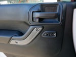 2016 Wrangler Thumbnail 17