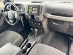 2017 Wrangler Thumbnail 14