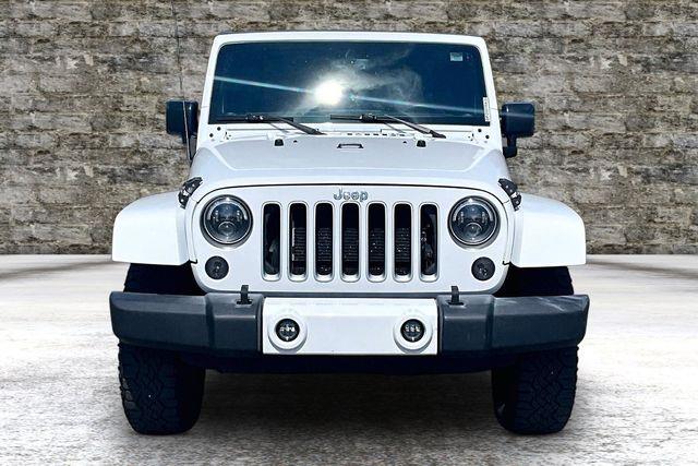 2016 Jeep Wrangler Sahara — photo 1 of 24
