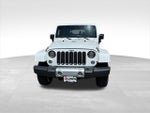 2014 Wrangler Thumbnail 30