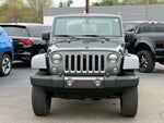 2016 Wrangler Thumbnail 25