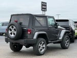 2016 Wrangler Thumbnail 30
