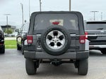 2016 Wrangler Thumbnail 31