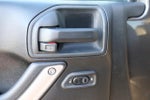 2017 Wrangler Thumbnail 17