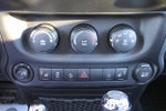 2017 Wrangler Thumbnail 18