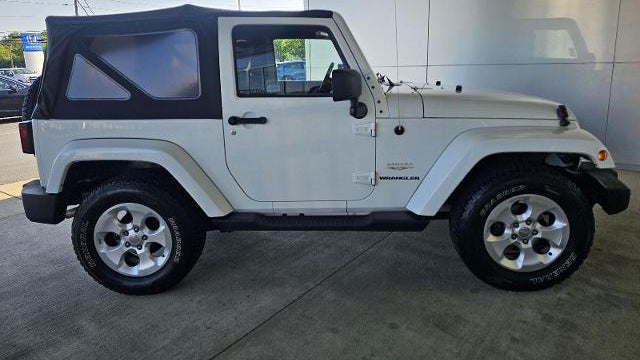 2013 Jeep Wrangler Sahara