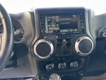 2015 Wrangler Thumbnail 15