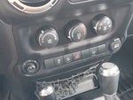 2016 Wrangler Thumbnail 17