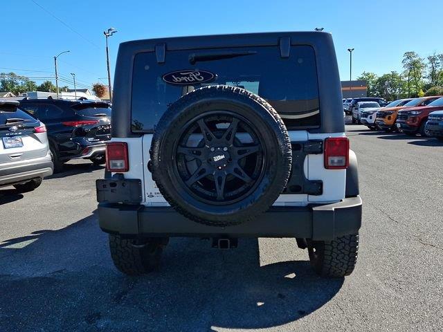 2015 Jeep Wrangler - $15,941