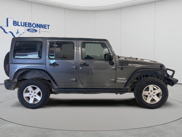2017 Jeep Wrangler - $15,495
