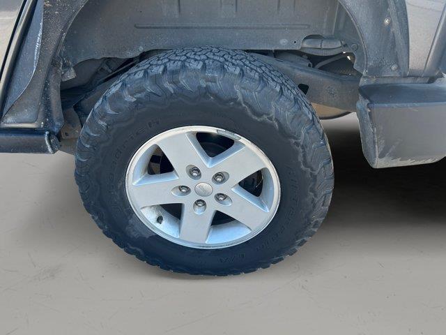 2017 Jeep Wrangler - $15,495