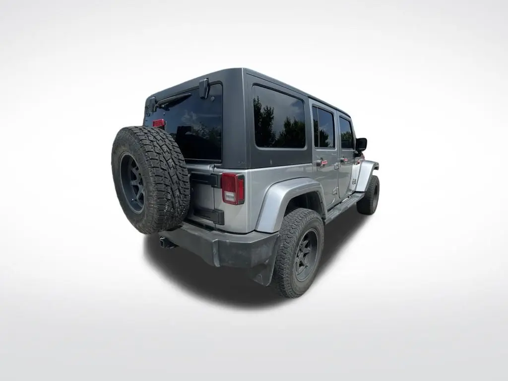 2015 Jeep Wrangler - $8,297