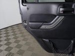 2016 Wrangler Unlimited Thumbnail 17