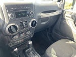 2016 Wrangler Unlimited Thumbnail 24