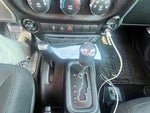 2017 Wrangler Unlimited Thumbnail 10