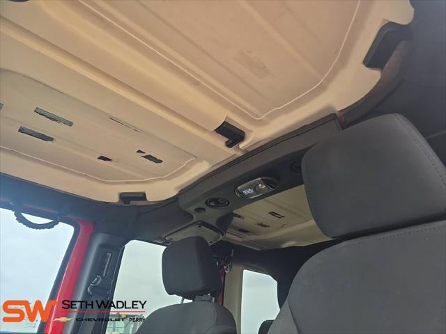 2015 Jeep Wrangler - $12,800