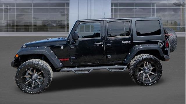 2017 Jeep Wrangler Unlimited Freedom